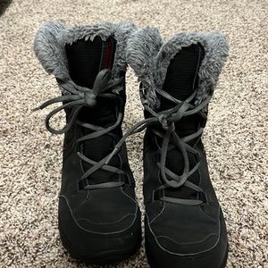 Columbia snow boots